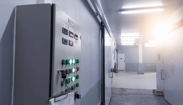 Why Is Moisture Control Essential for Efficient Cold Storage Operations?